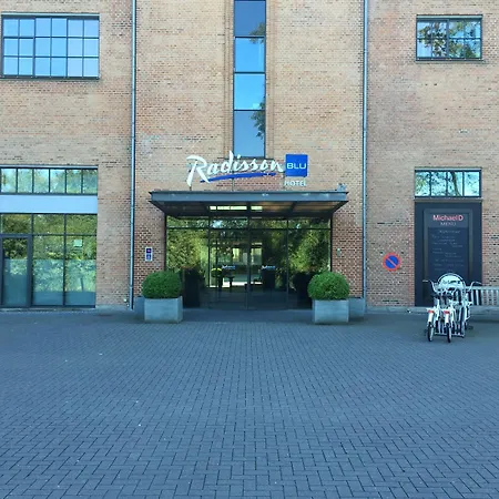Radisson Papirfabrikken 4* 锡尔克堡